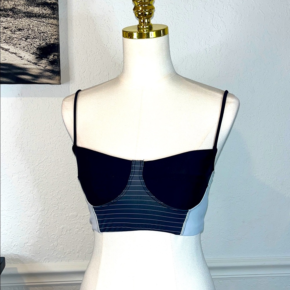 Onzie Flow M/L Bralette corset
